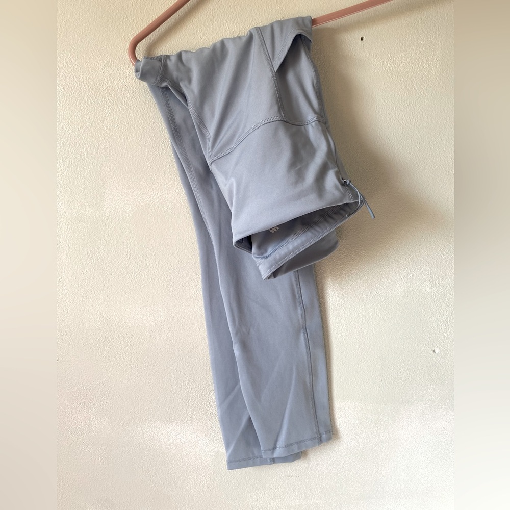 Woman’s All In Motion Size S Leggings NEVER WORN